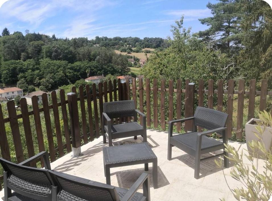 Sanilhac  Chambre Meublee Avec Vue Panoramique A Perigueux מראה חיצוני תמונה
